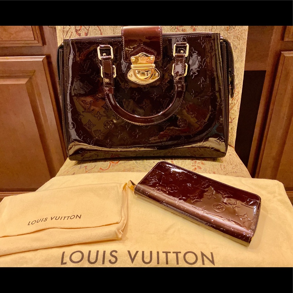 Louise Vuitton Melrose Ave Matching Bag and Wallet authentic